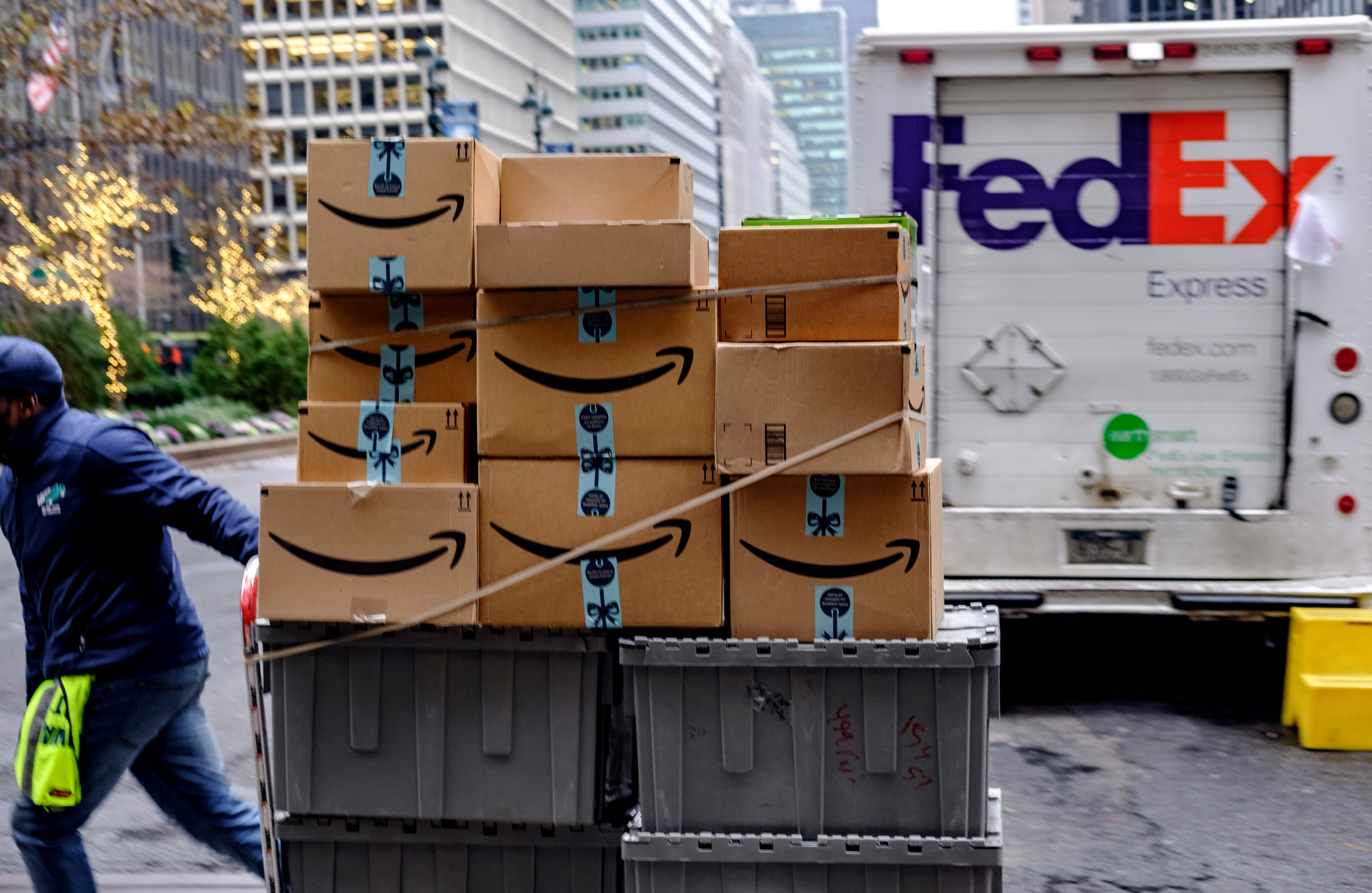 FedEx UPS jockey with Amazon