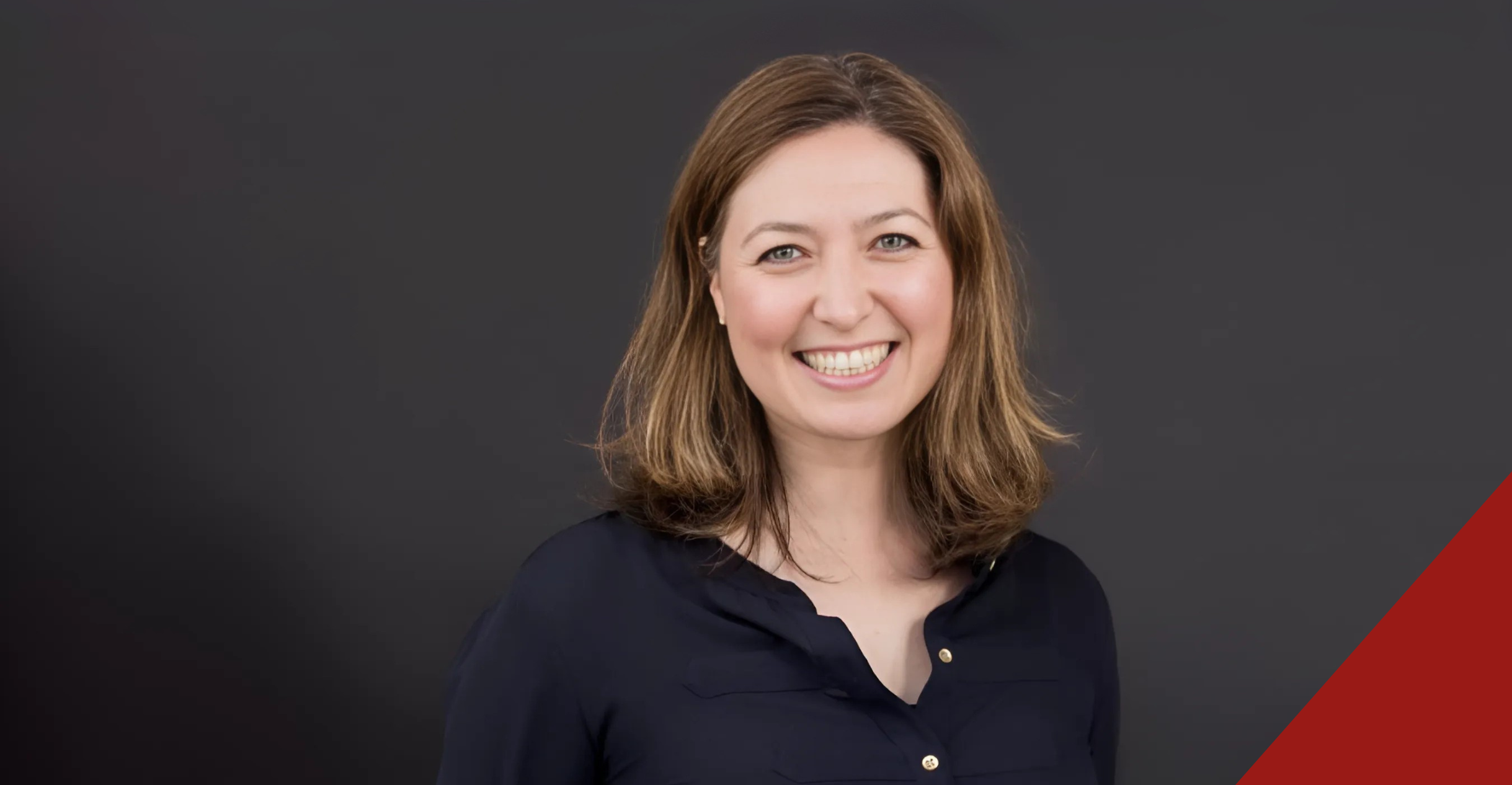 Portrait of Michelle Huff, Chief Marketing Officer at Alteryx, symbolizing leadership and innovation in global marketing for AI and data analytics.